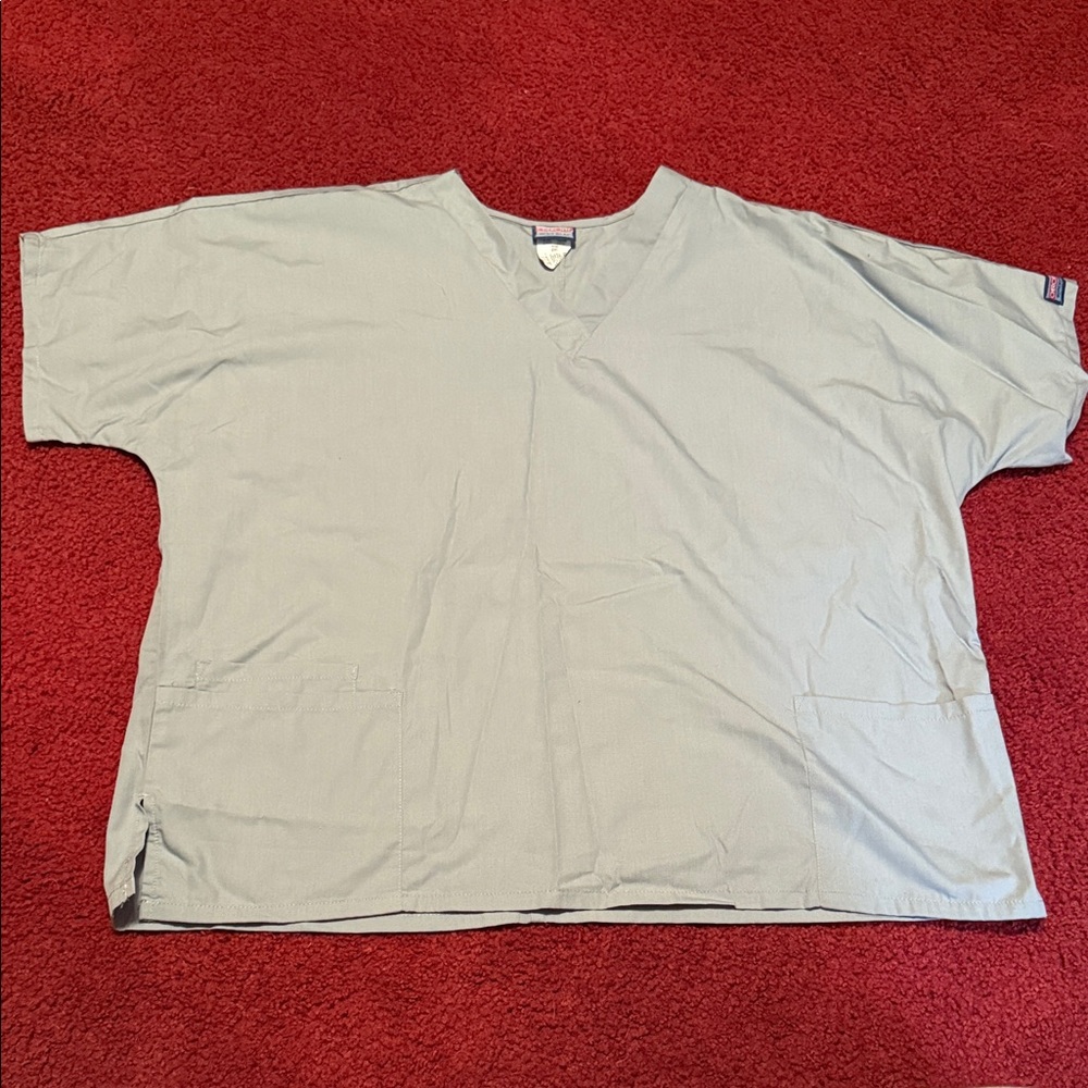 Cherokee Light Gray V-Neck Short Sleeve Top